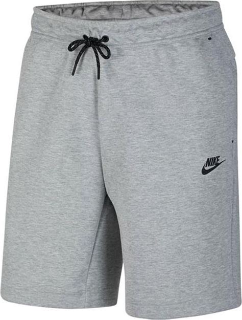 nike tech korte broek grijs|Nike tech broek zwart.